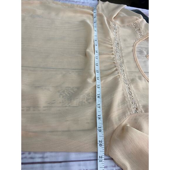 Lily White Blouse Top Womens L Sheer Chiffon Lace Keyhole 3/4 Sleeves Layering - Picture 6 of 10